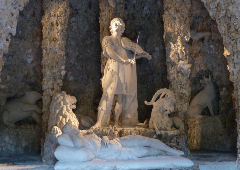 91351 Gebäude - Statuen