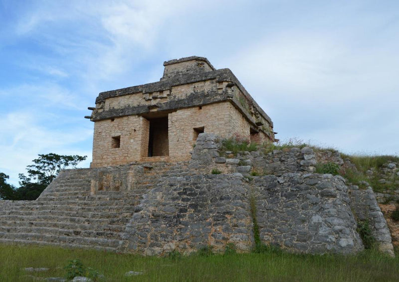 18088 Gebäude - Maya-Pyramide