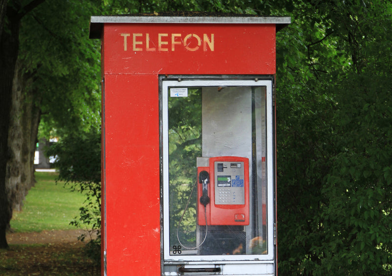 72445 Hintergründe - Rote Telefonzelle