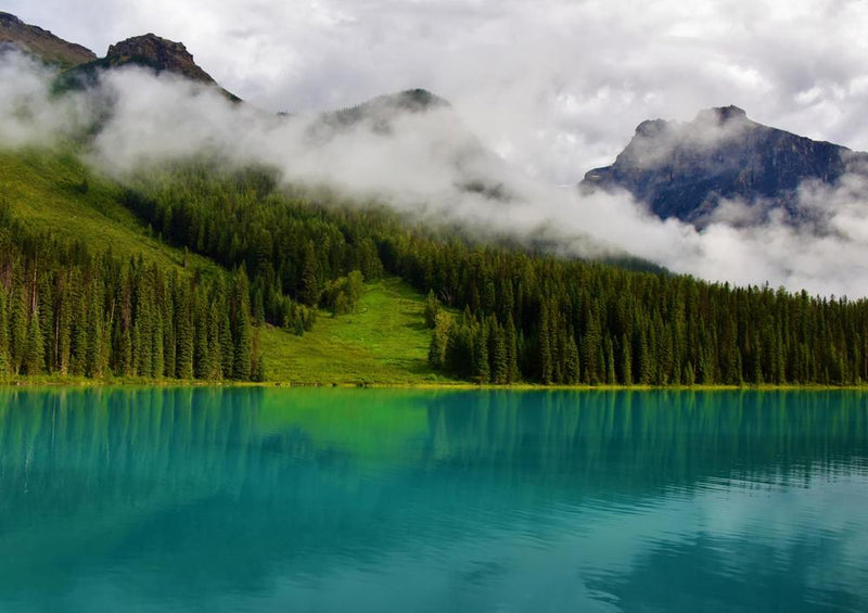 20733 Natur - Bergsee mit Wolken