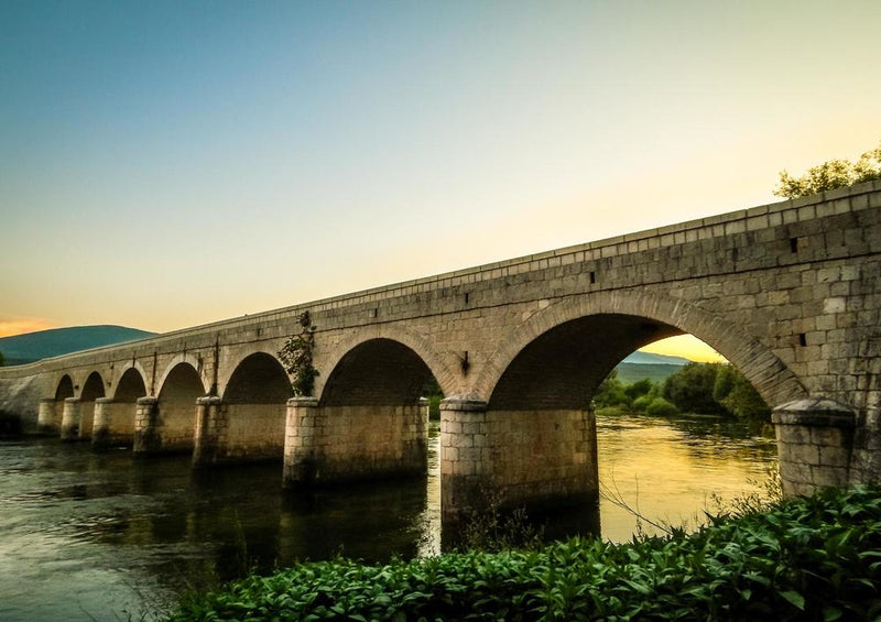 17235 Gebäude - Brücke über Fluss