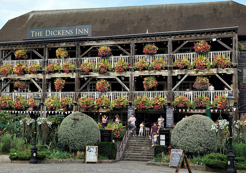 54977 Hintergründe - Das Dickens Gasthaus