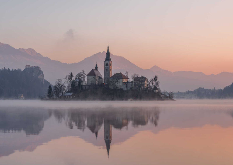 99491 Gebäude - Kirche am See