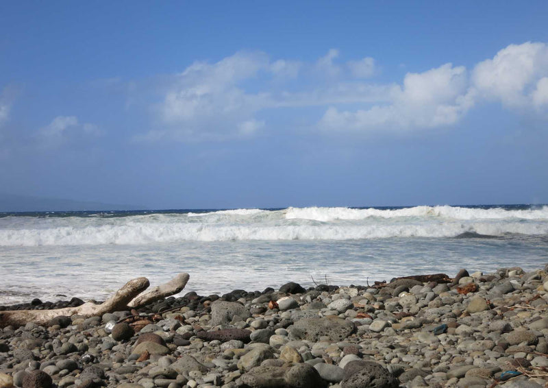 102708 Natur - Steiniger Strand